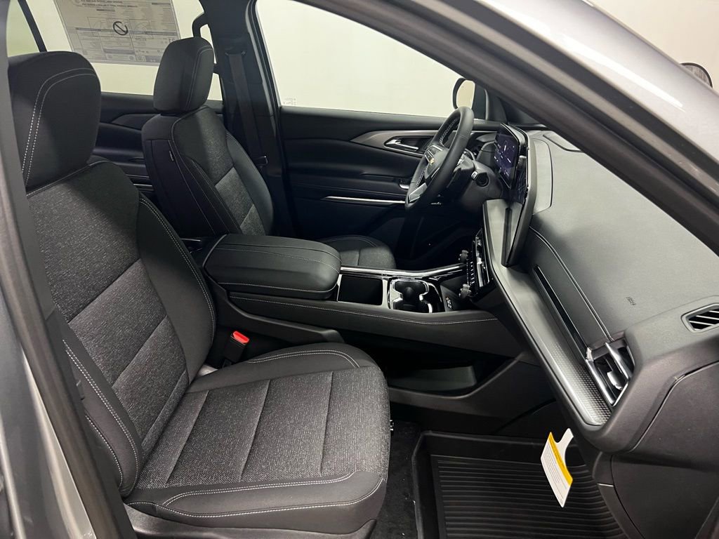 New 2026 Chevrolet Traverse LT w/ Driver Confidence Package image 43
