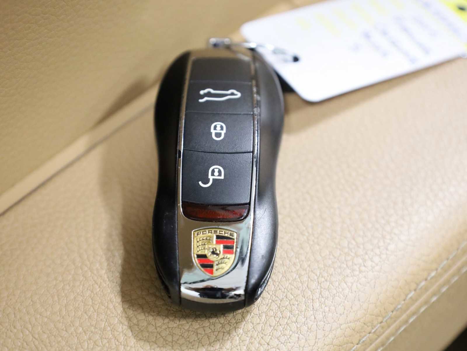 Used 2015 Porsche Cayenne S AWD/4WD image 43