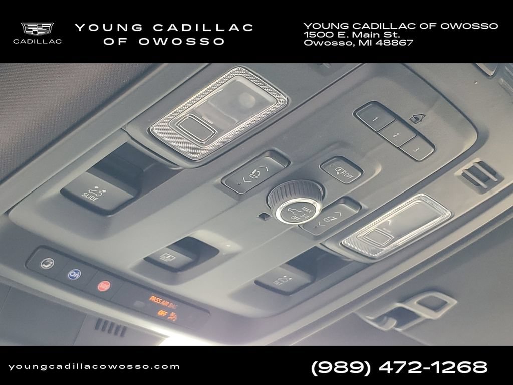 Used 2024 Cadillac Escalade Premium Luxury AWD/4WD image 22