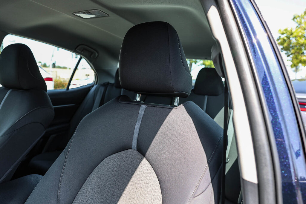 Certified 2022 Toyota Camry LE FWD image 14