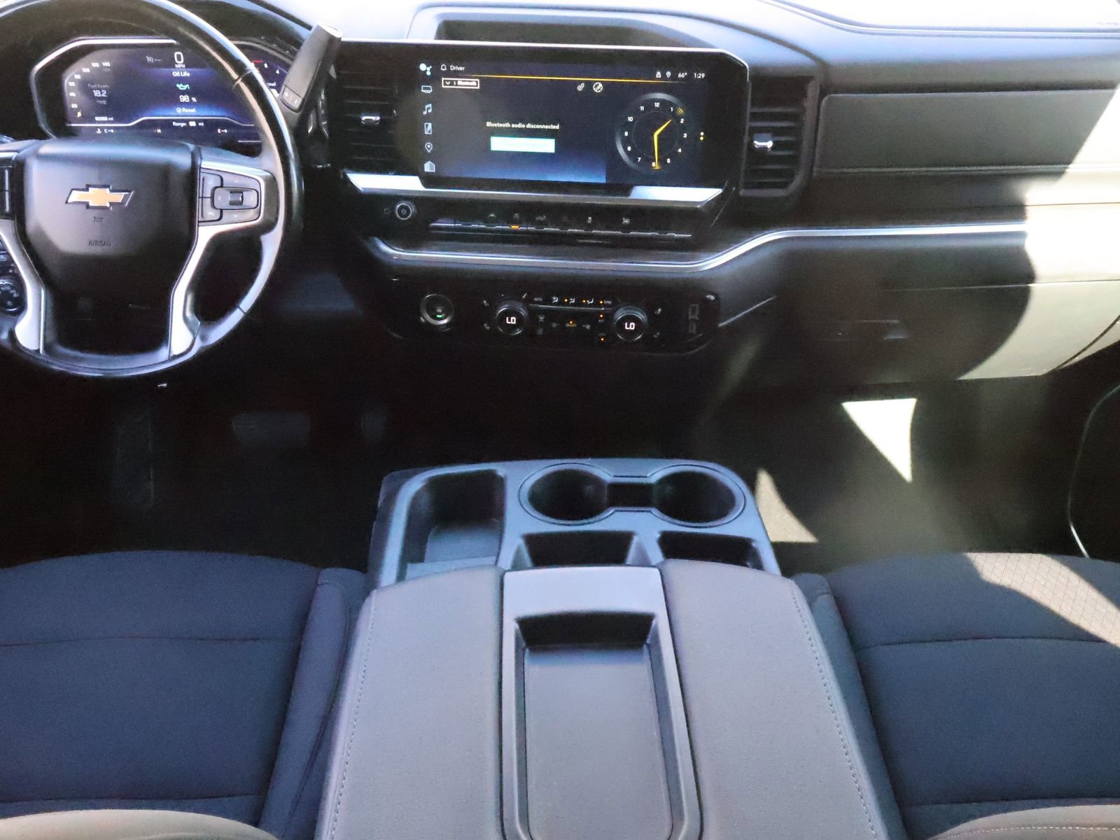 Used 2023 Chevrolet Silverado 1500 LT AWD/4WD image 31