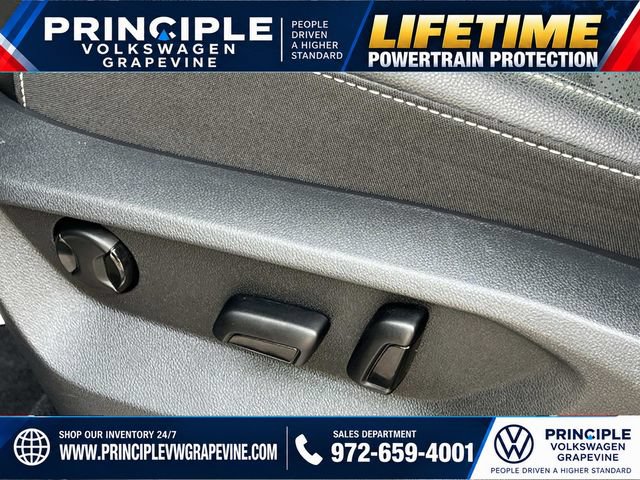 Used 2026 Volkswagen Atlas SE FWD image 14