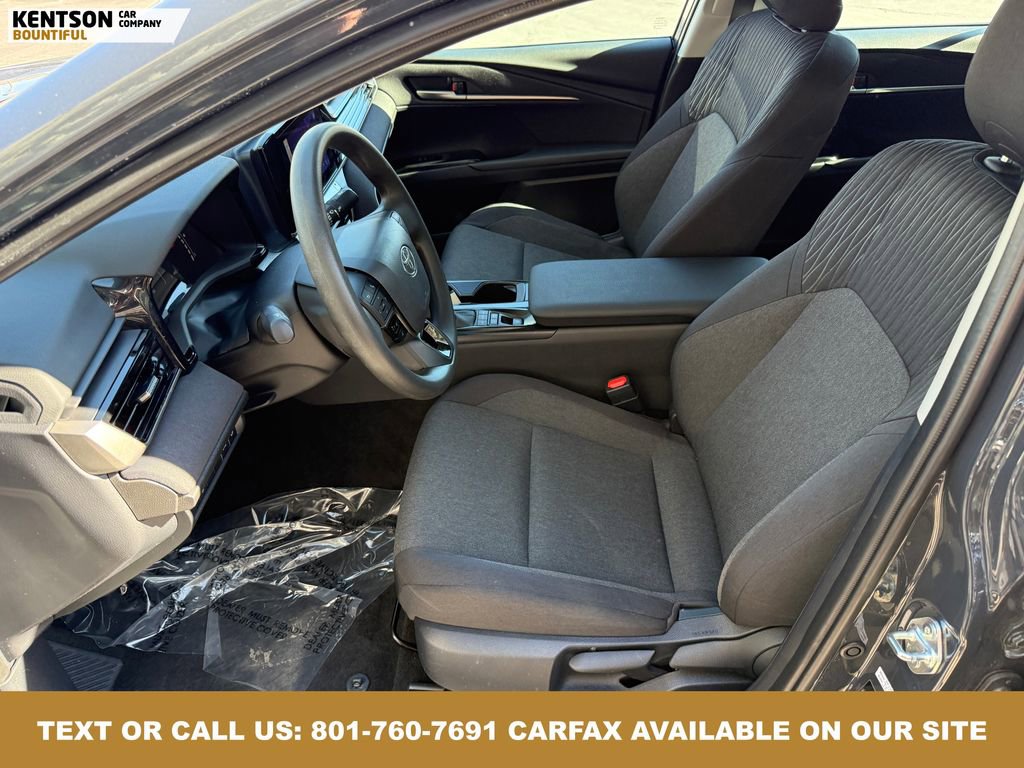 Used 2026 Toyota Camry LE image 29