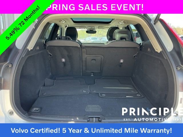 Certified 2025 Volvo XC60 B5 Core image 14