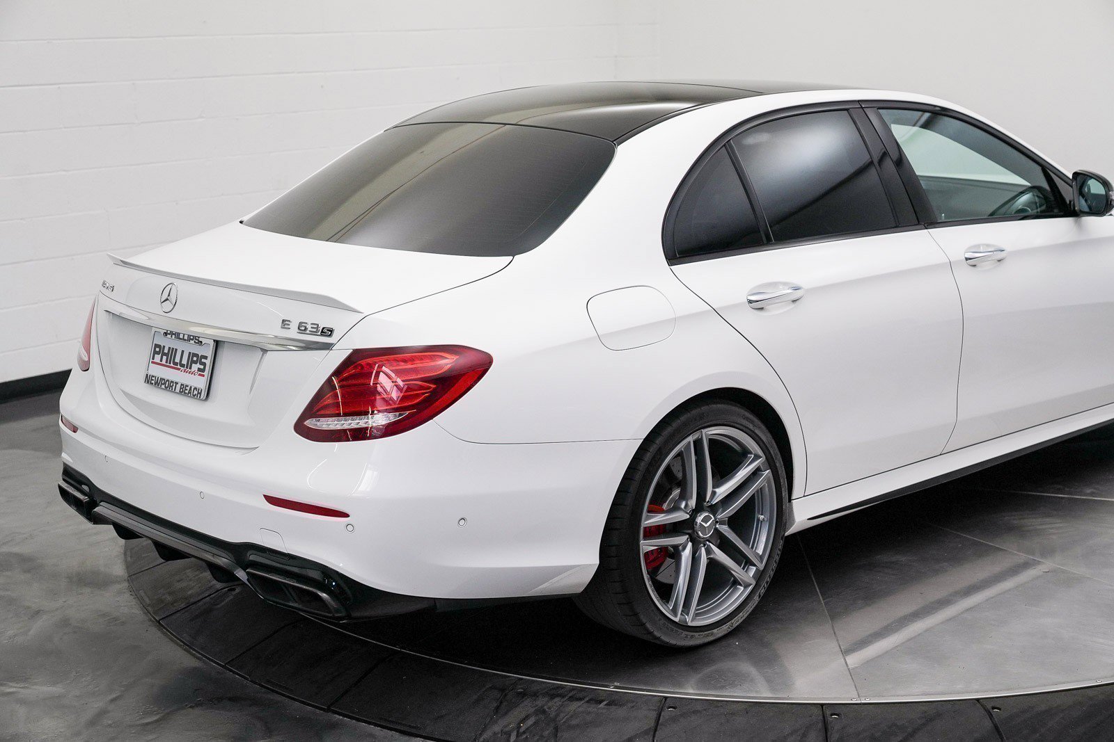 Used 2019 Mercedes-Benz E 63 AMG S image 11