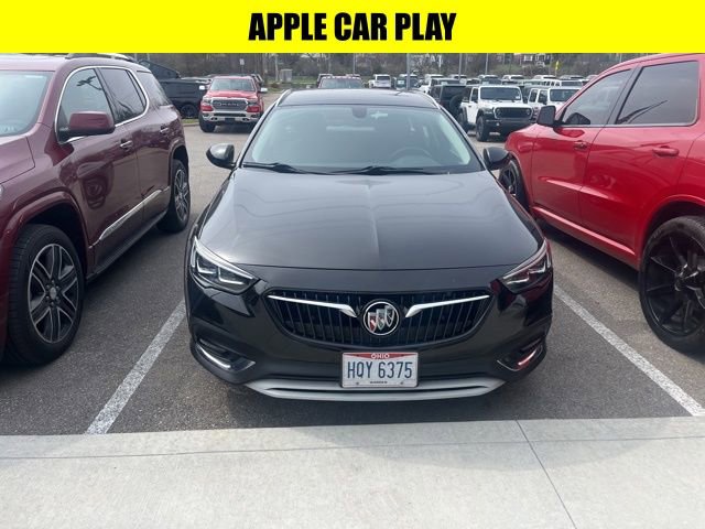 Used 2018 Buick Regal Preferred w/ Sights and Sounds Package image 2