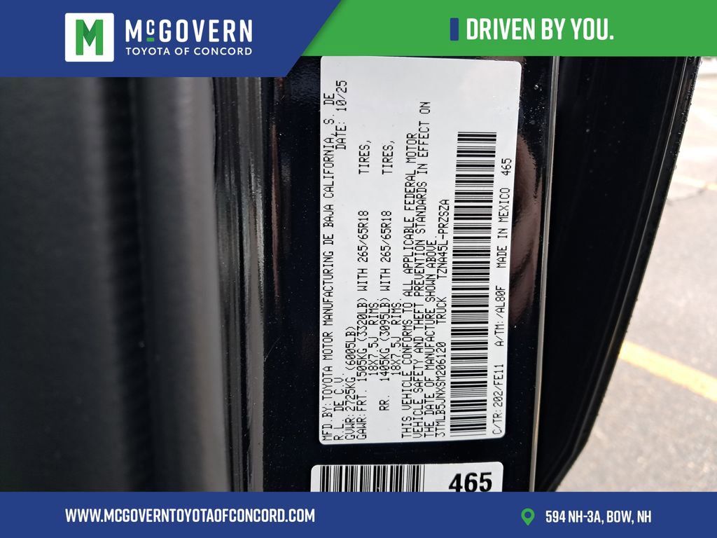 Used 2025 Toyota Tacoma TRD Sport image 36