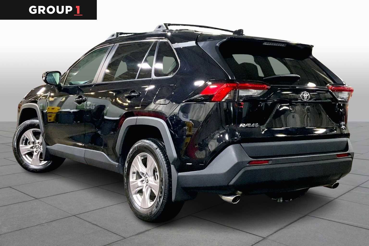 Used 2023 Toyota RAV4 XLE image 11