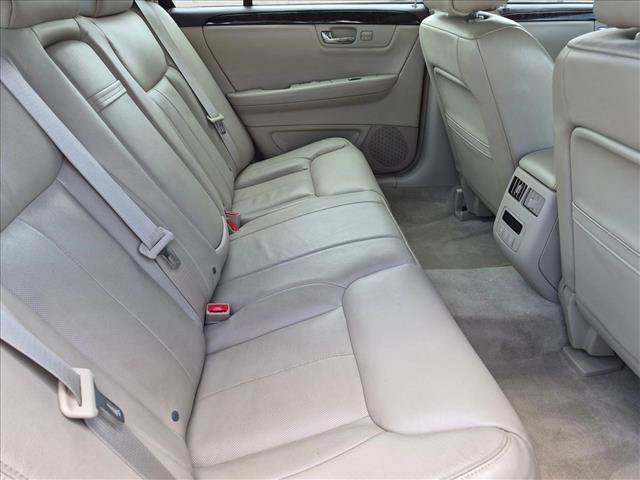 Used 2011 Cadillac DTS Luxury FWD image 22