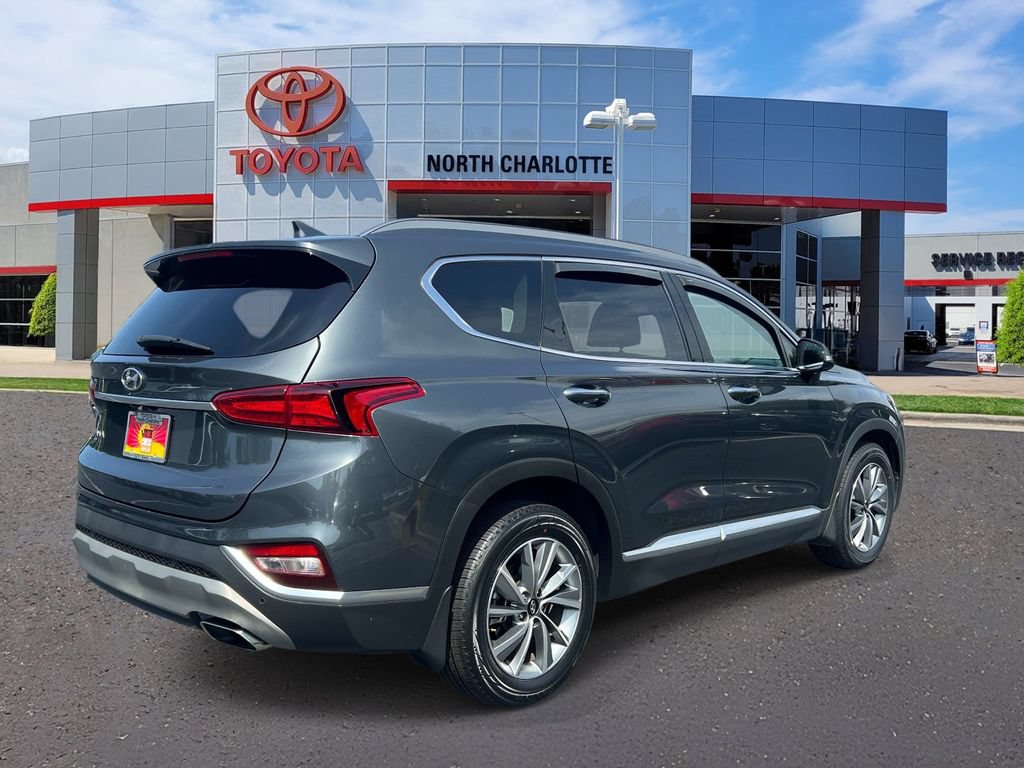 Used 2020 Hyundai Santa Fe SEL w/ Convenience + Premium Package FWD image 7