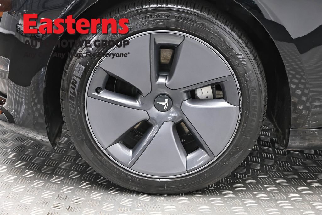 Used 2023 Tesla Model 3 Standard Range image 27