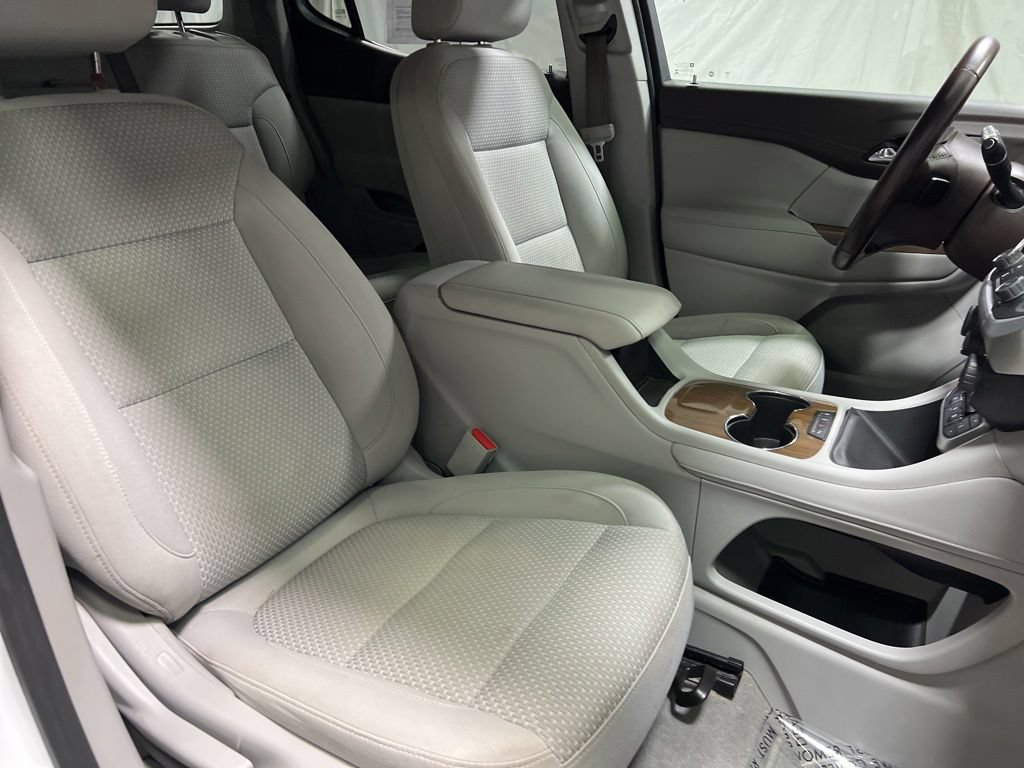 Used 2020 GMC Acadia SLE FWD image 10