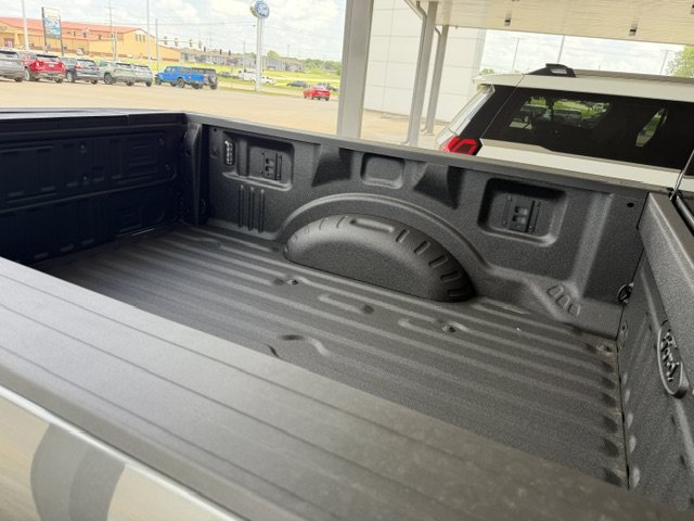 New 2026 Ford F250 XLT w/ XLT Premium Package AWD/4WD image 5