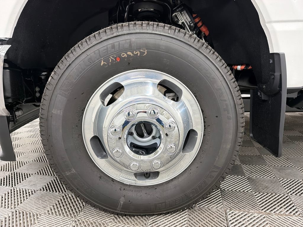 New 2026 Ford F350 Lariat AWD/4WD image 11