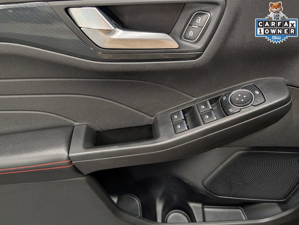 Used 2023 Ford Escape ST-Line w/ Tech Pack #1 AWD/4WD image 11