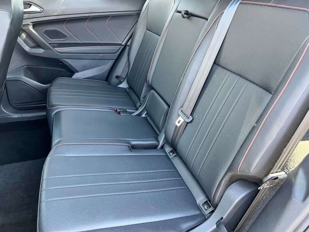 Used 2024 Volkswagen Tiguan Wolfsburg Edition image 12