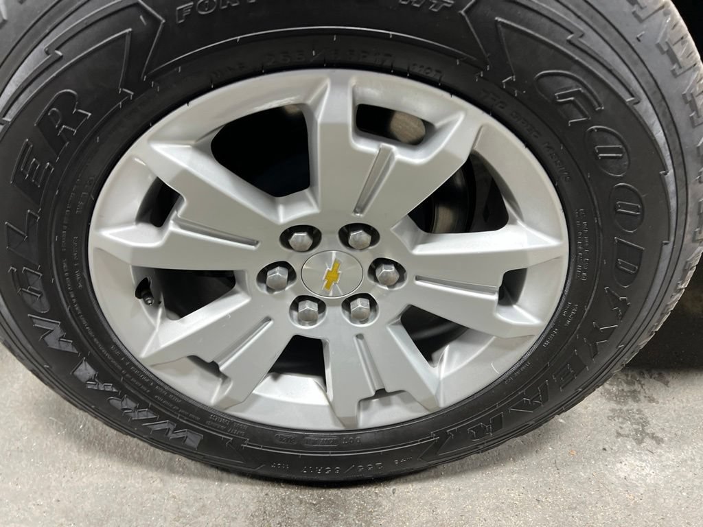 Used 2022 Chevrolet Colorado LT w/ Fleet Safety Package RWD image 38