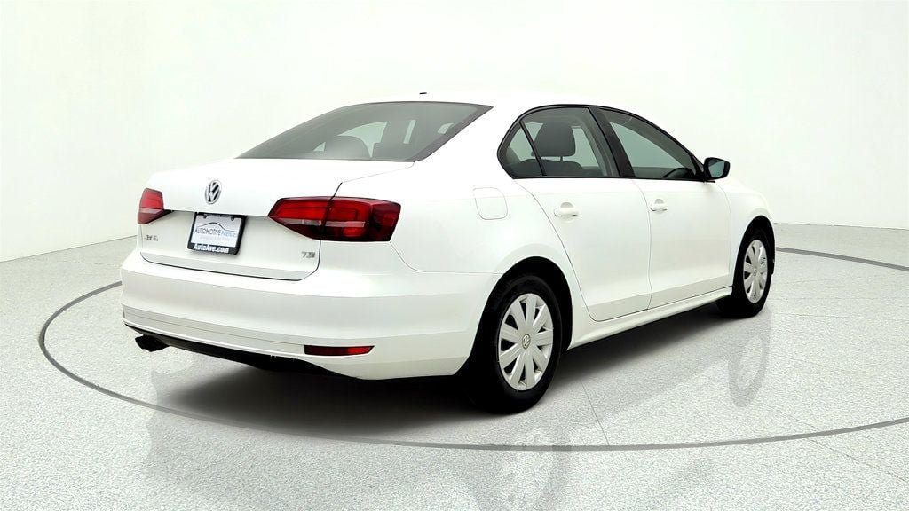 Used 2016 Volkswagen Jetta S FWD image 5