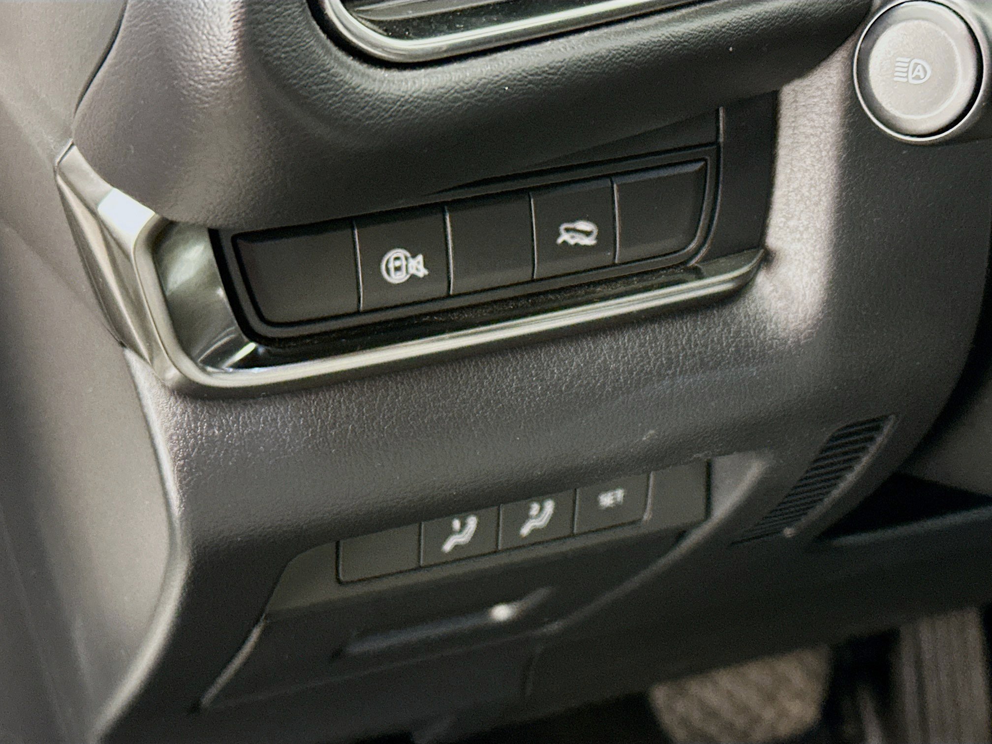 Used 2025 MAZDA CX-30 AWD 2.5 S w/ Preferred Package image 17