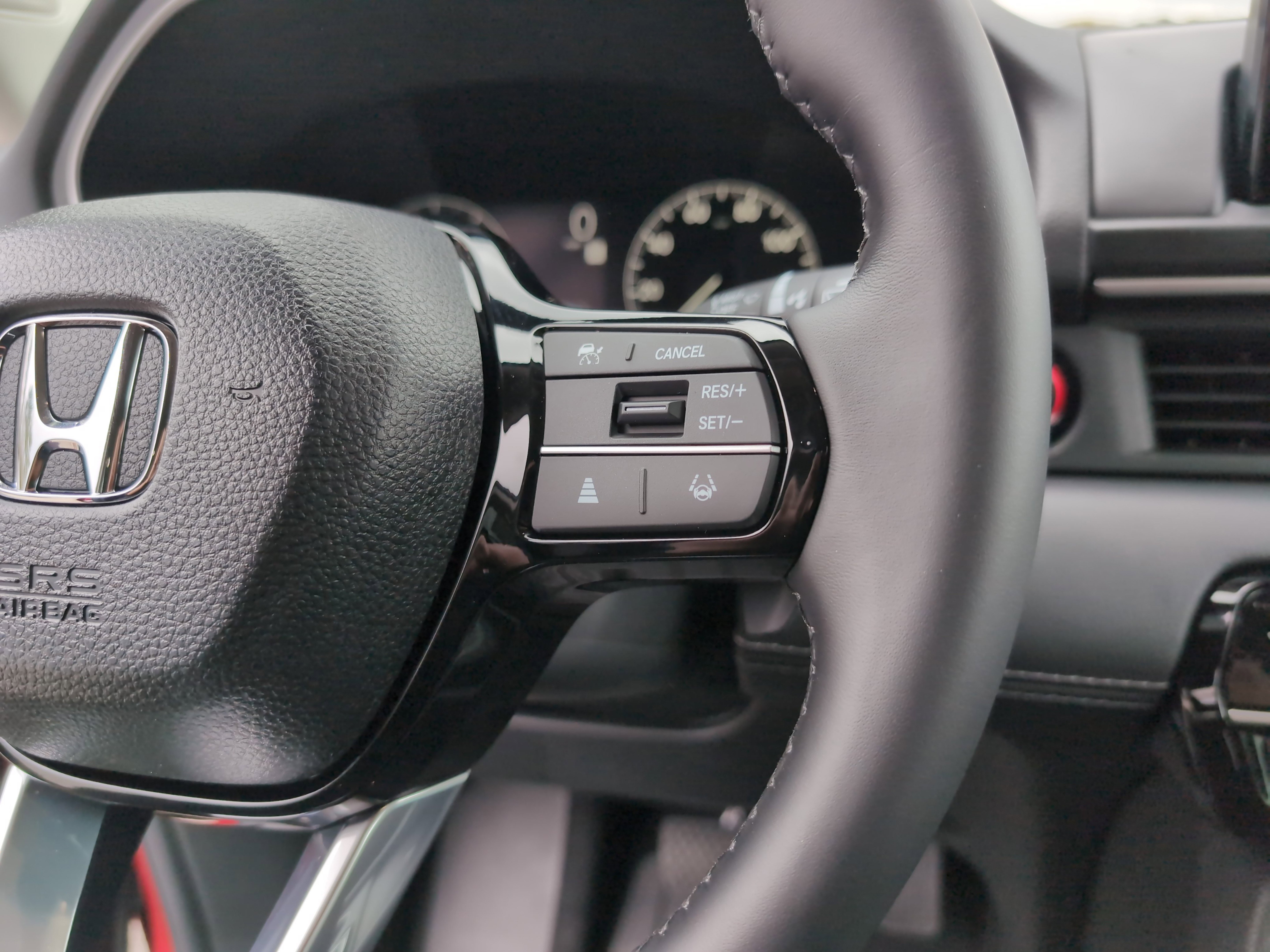 Certified 2025 Honda Pilot Touring image 25