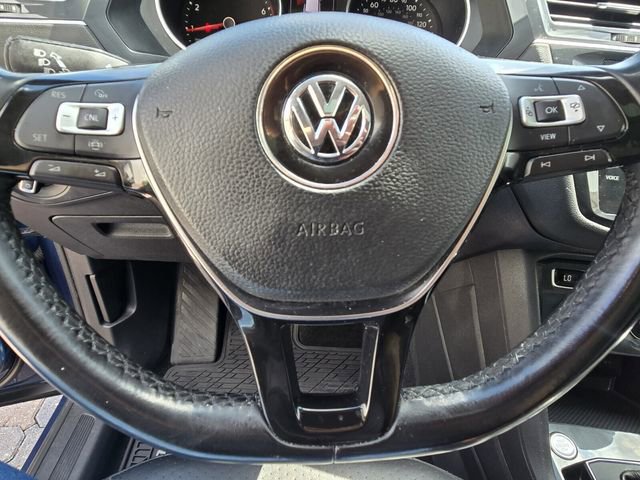 Used 2019 Volkswagen Tiguan SE w/ Panoramic Sunroof Package FWD image 28