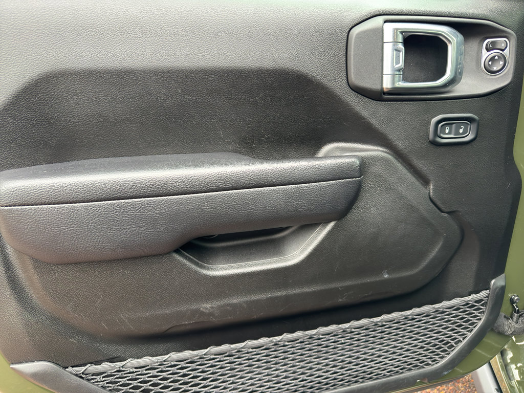 Used 2024 Jeep Wrangler Unlimited Rubicon 4xe image 21