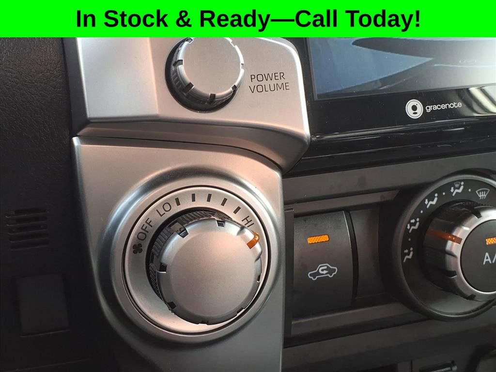 Used 2020 Toyota 4Runner SR5 image 12