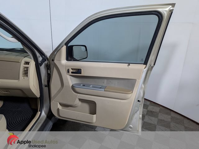 Used 2012 Ford Escape XLT AWD/4WD image 34