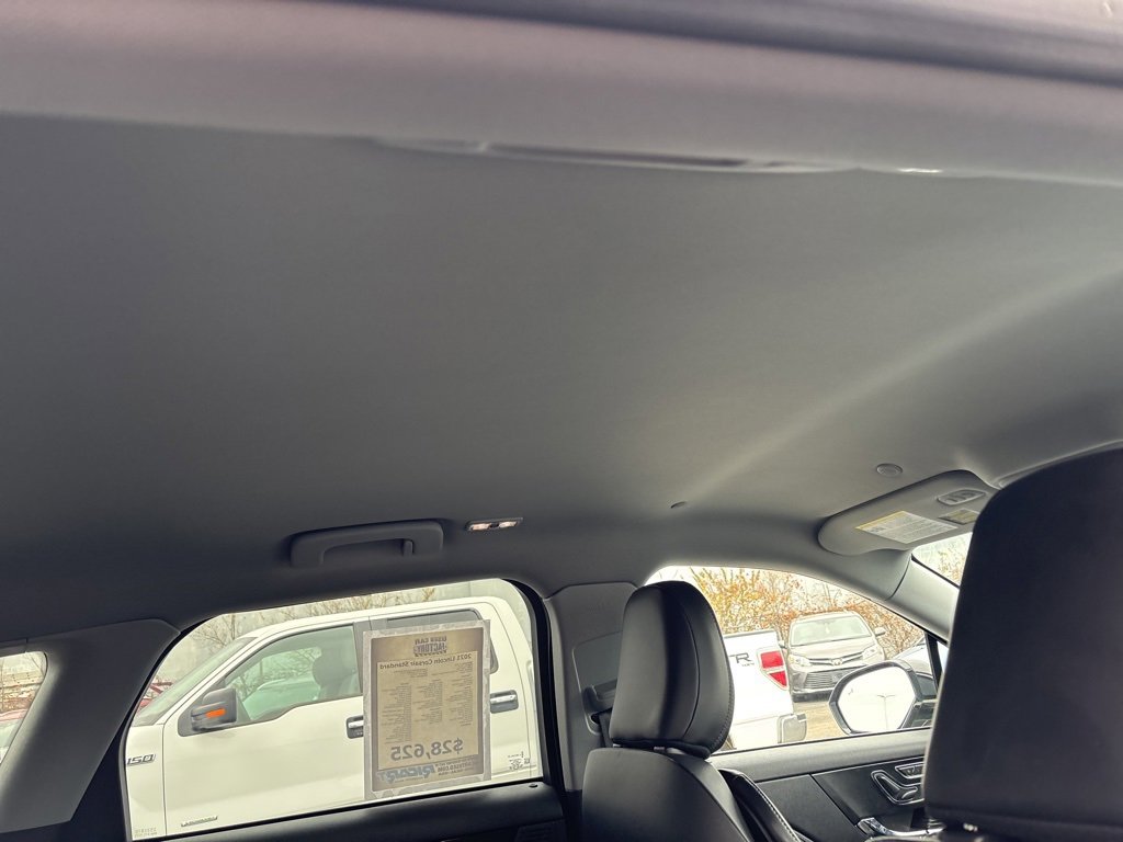 Used 2021 Lincoln Corsair AWD w/ Rear Removable Package Tray image 10