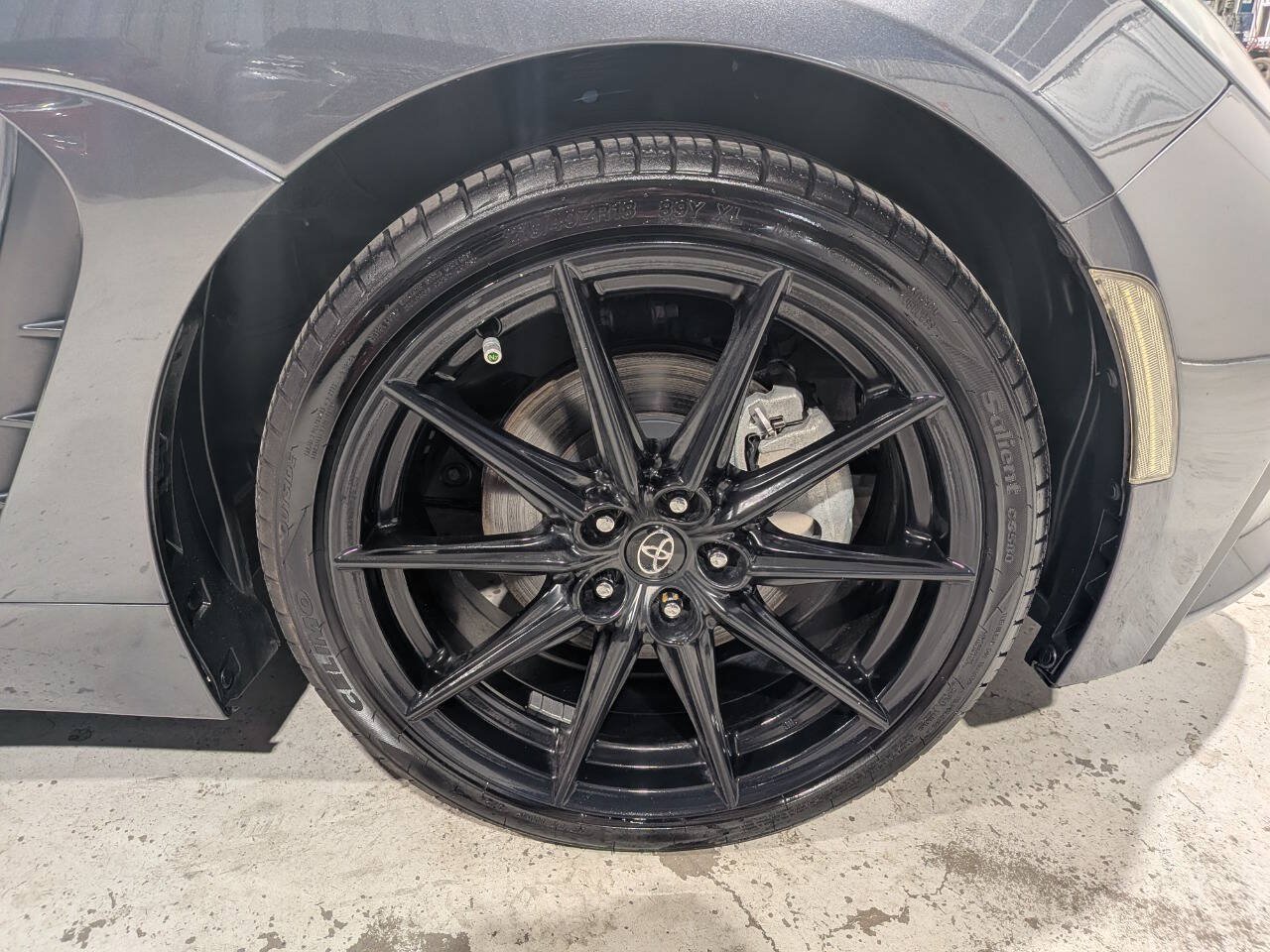 Used 2024 Toyota GR86 Premium RWD image 32