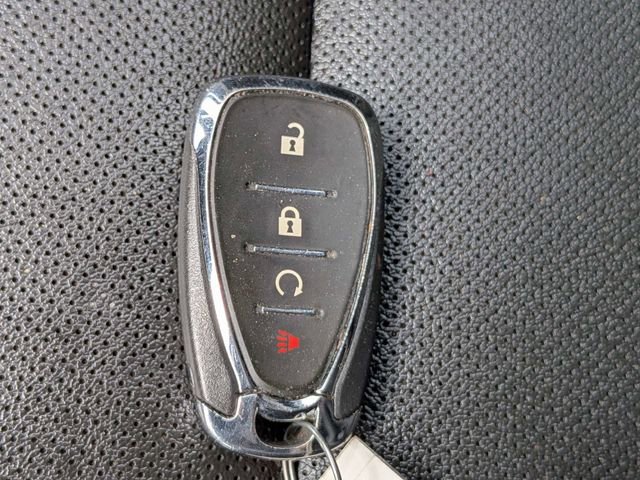 Used 2024 Chevrolet Trax ACTIV w/ Sunroof Package image 29