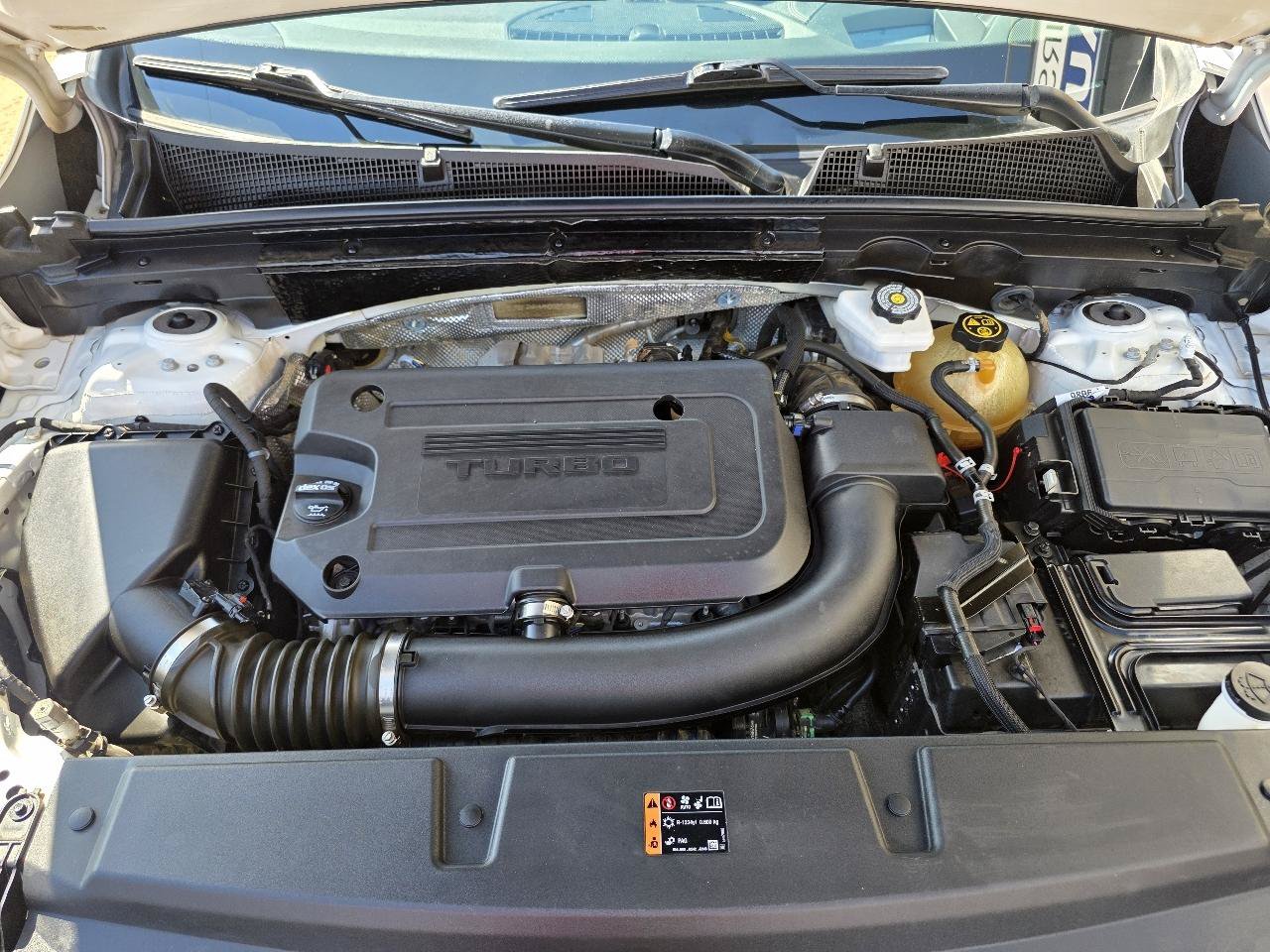 Used 2022 Buick Envision Essence w/ Technology Package II FWD image 27