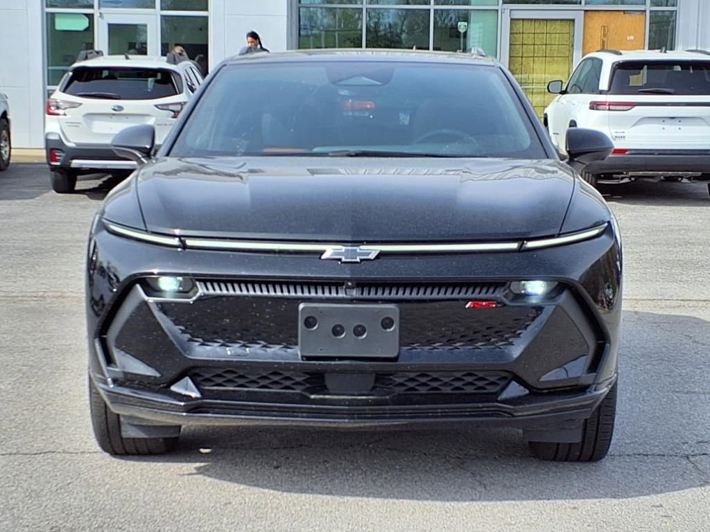 Used 2025 Chevrolet Equinox EV RS FWD image 8