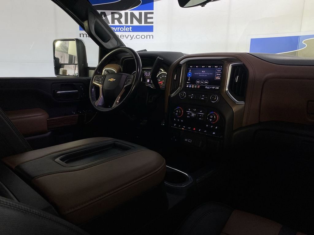 Used 2021 Chevrolet Silverado 2500 High Country AWD/4WD image 27
