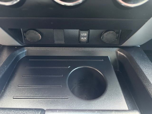 Used 2015 Toyota Tundra SR5 w/ SR5 Upgrade Package image 33