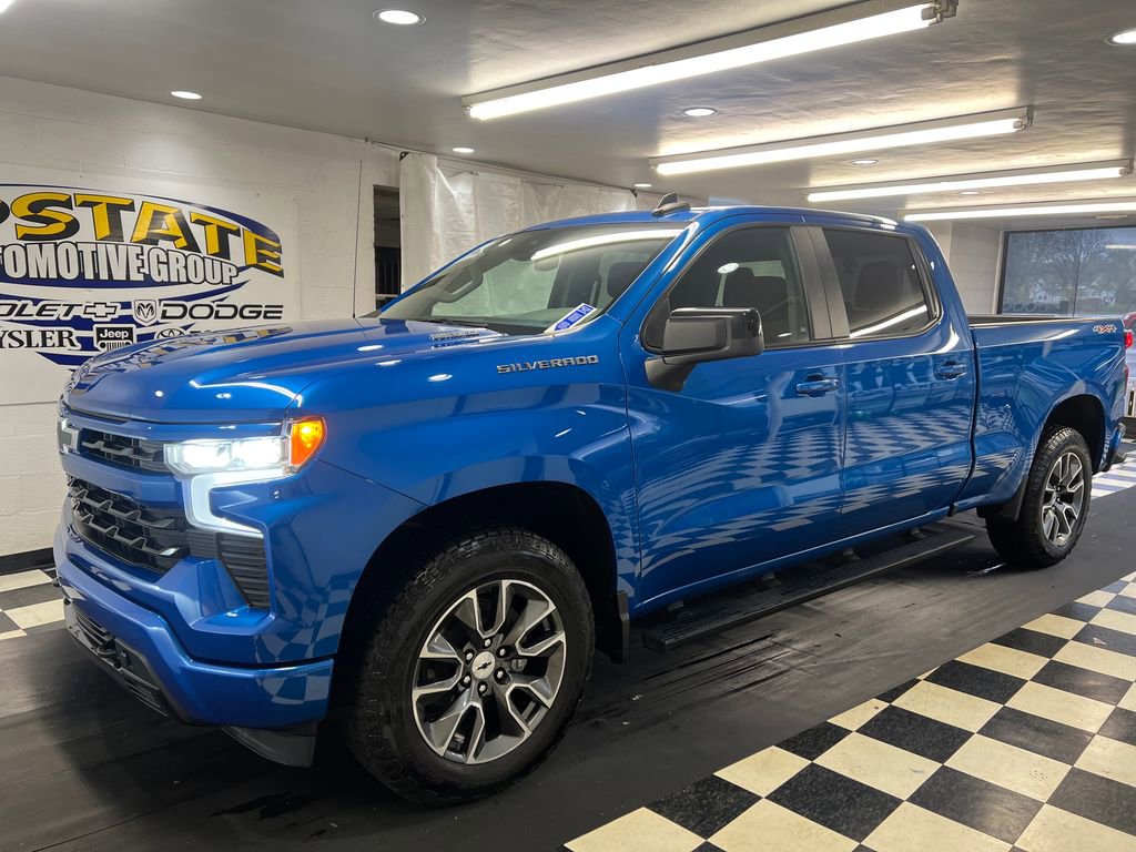 Used 2024 Chevrolet Silverado 1500 RST w/ Protection Package AWD/4WD image 4