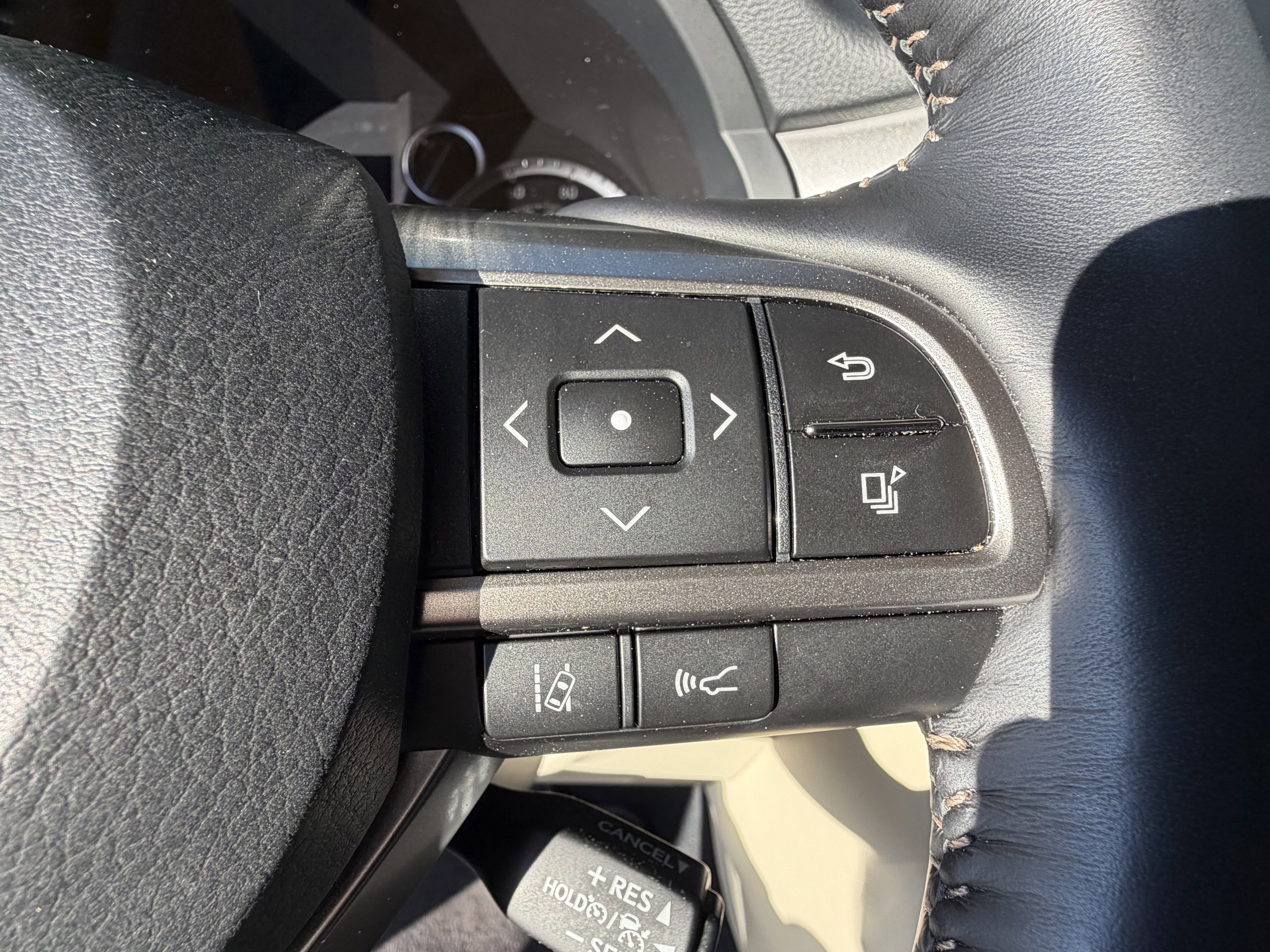 Used 2022 Lexus GX 460 Premium w/ Premium Plus Package AWD/4WD image 20