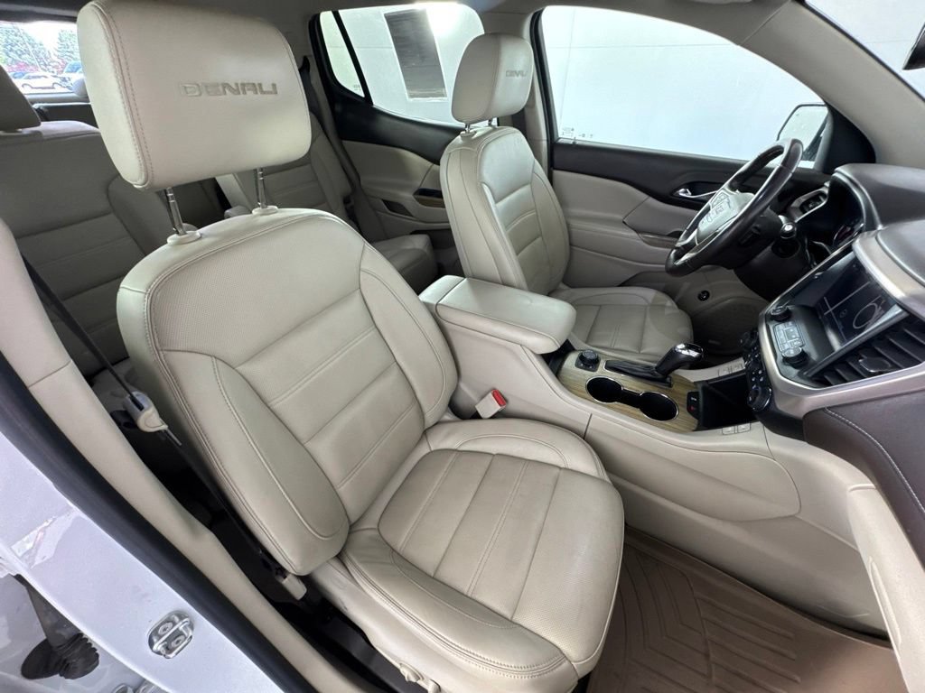 Used 2017 GMC Acadia Denali w/ Technology Package AWD/4WD image 49