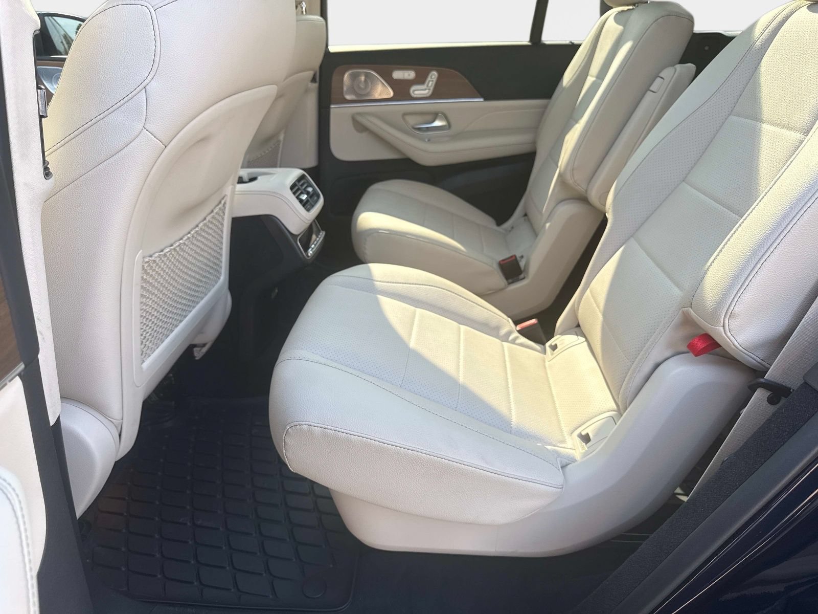 Used 2022 Mercedes-Benz GLS 450 4MATIC image 12