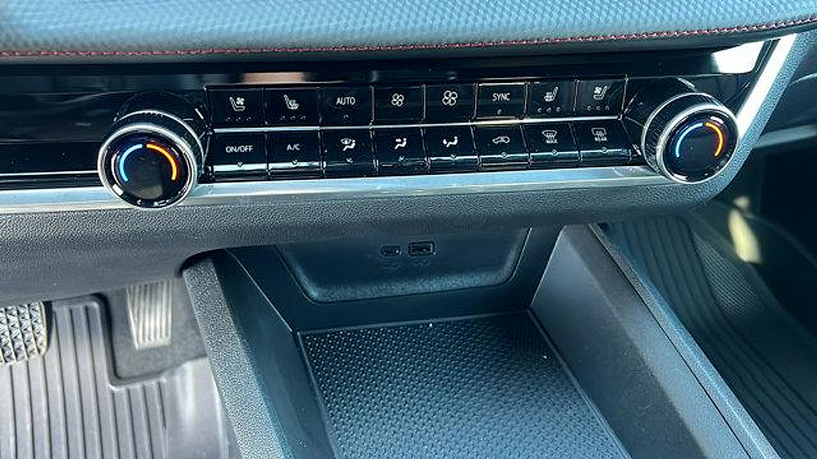 New 2026 Chevrolet Equinox RS w/ Convenience Package III image 21