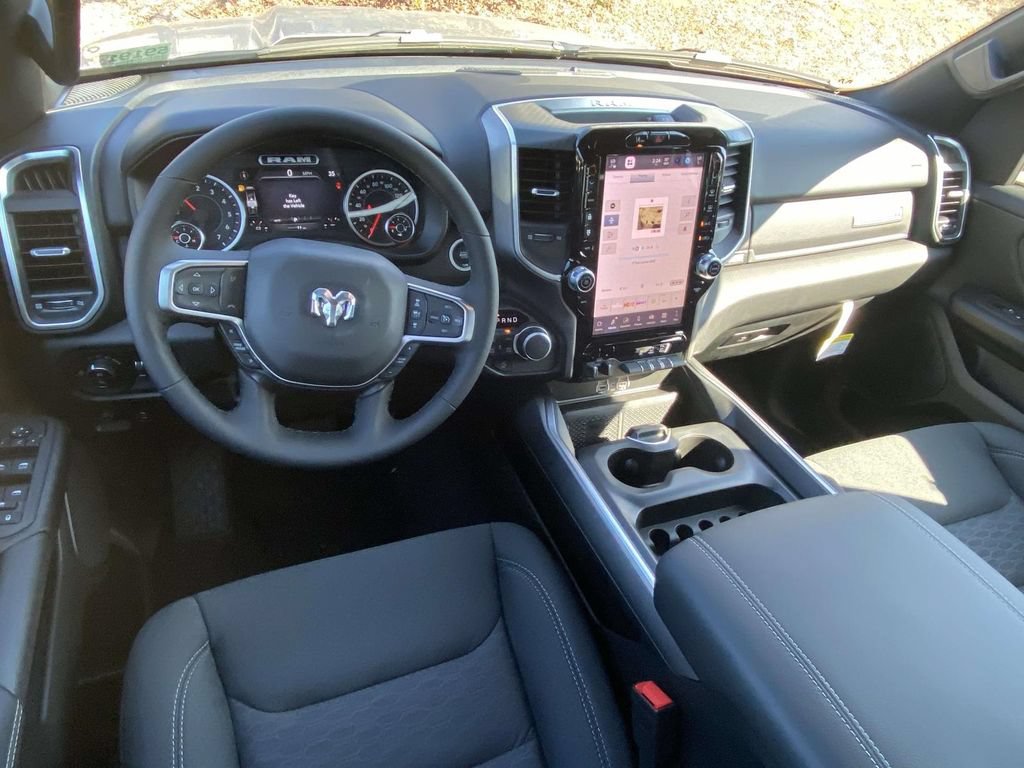 New 2026 RAM 1500 Big Horn AWD/4WD image 11