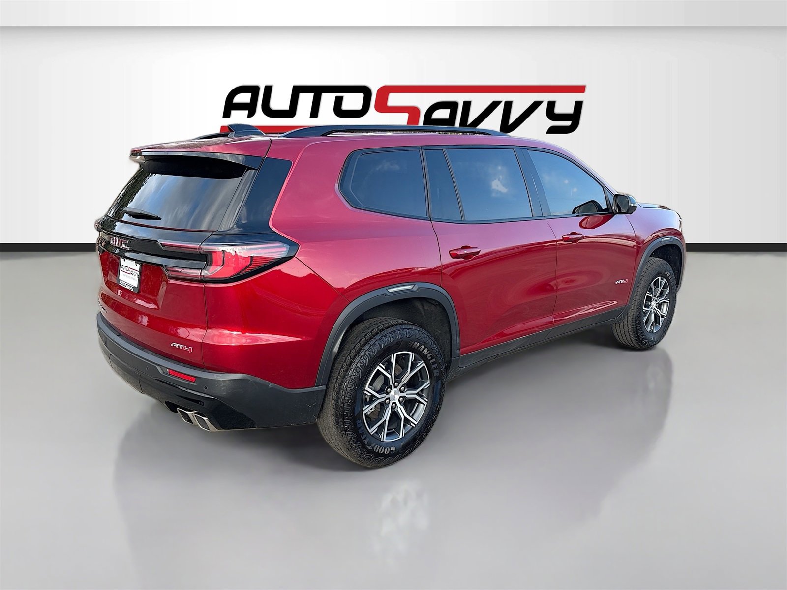 Used 2025 GMC Acadia AT4 image 7