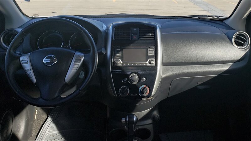 Used 2018 Nissan Versa SV w/ SV Special Edition Package FWD image 9