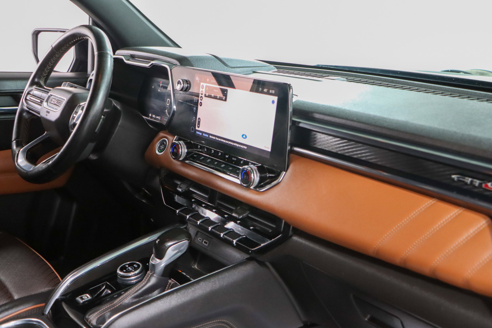 Used 2023 GMC Canyon AT4 w/ AT4 Premium Package image 26