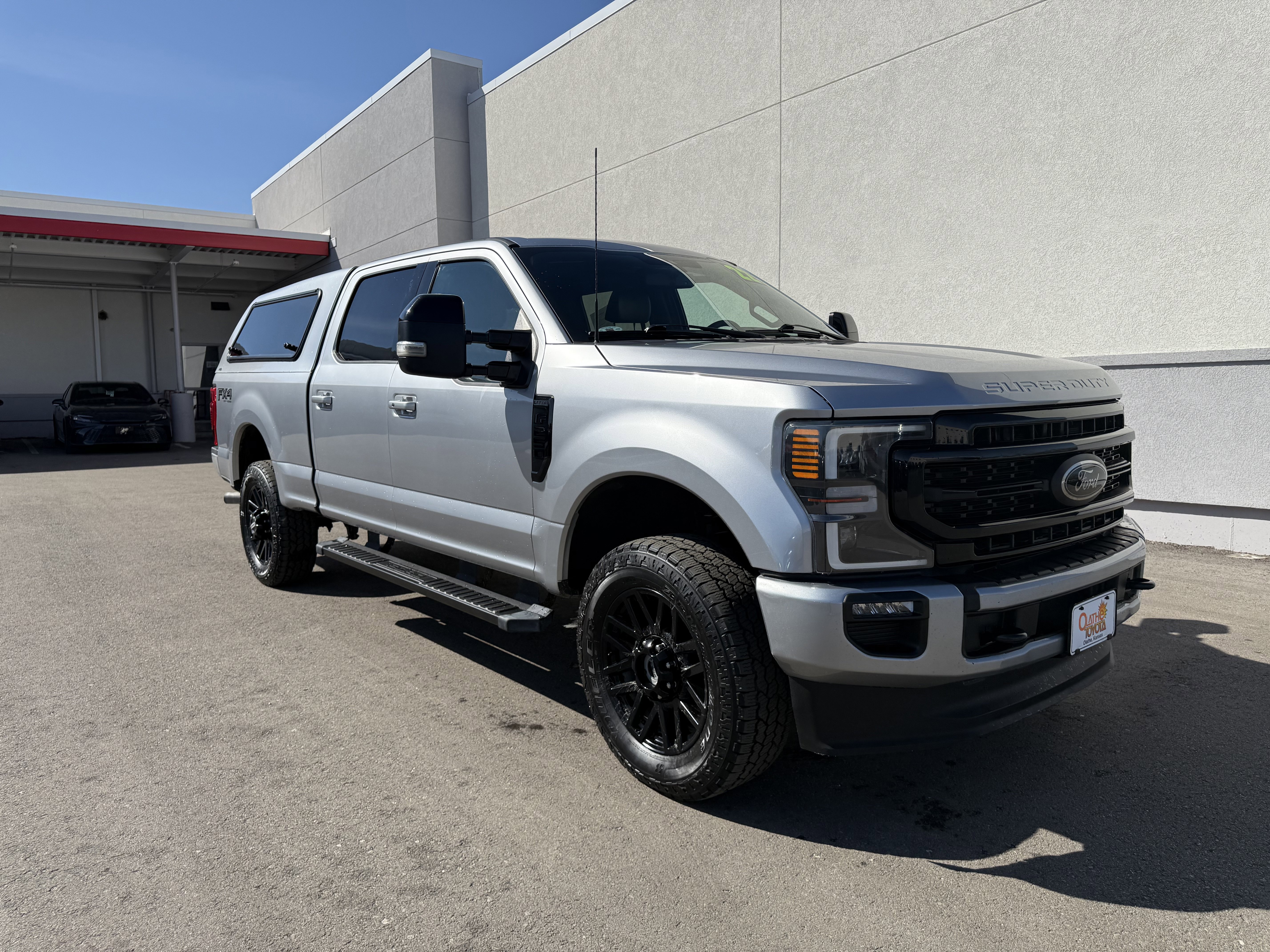 Used 2022 Ford F250 Lariat w/ Black Appearance Package image 14