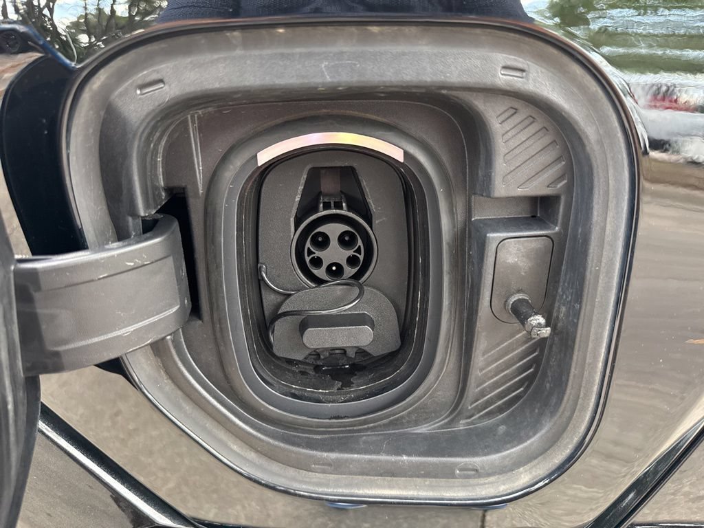 Used 2025 GMC Hummer EV 3X AWD/4WD image 15