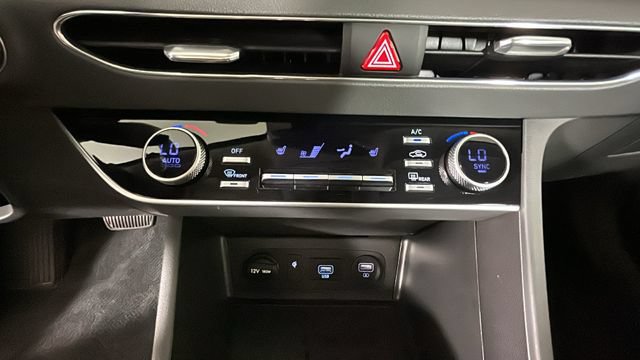 Used 2023 Hyundai Sonata SEL w/ Convenience Package FWD image 22