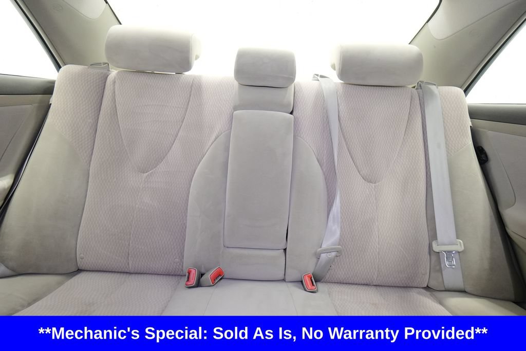 Used 2010 Toyota Camry LE FWD image 15
