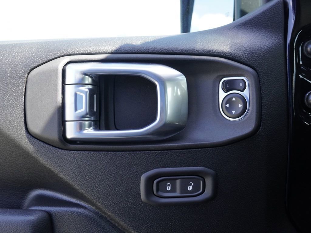 New 2026 Jeep Wrangler Unlimited Rubicon AWD/4WD image 11