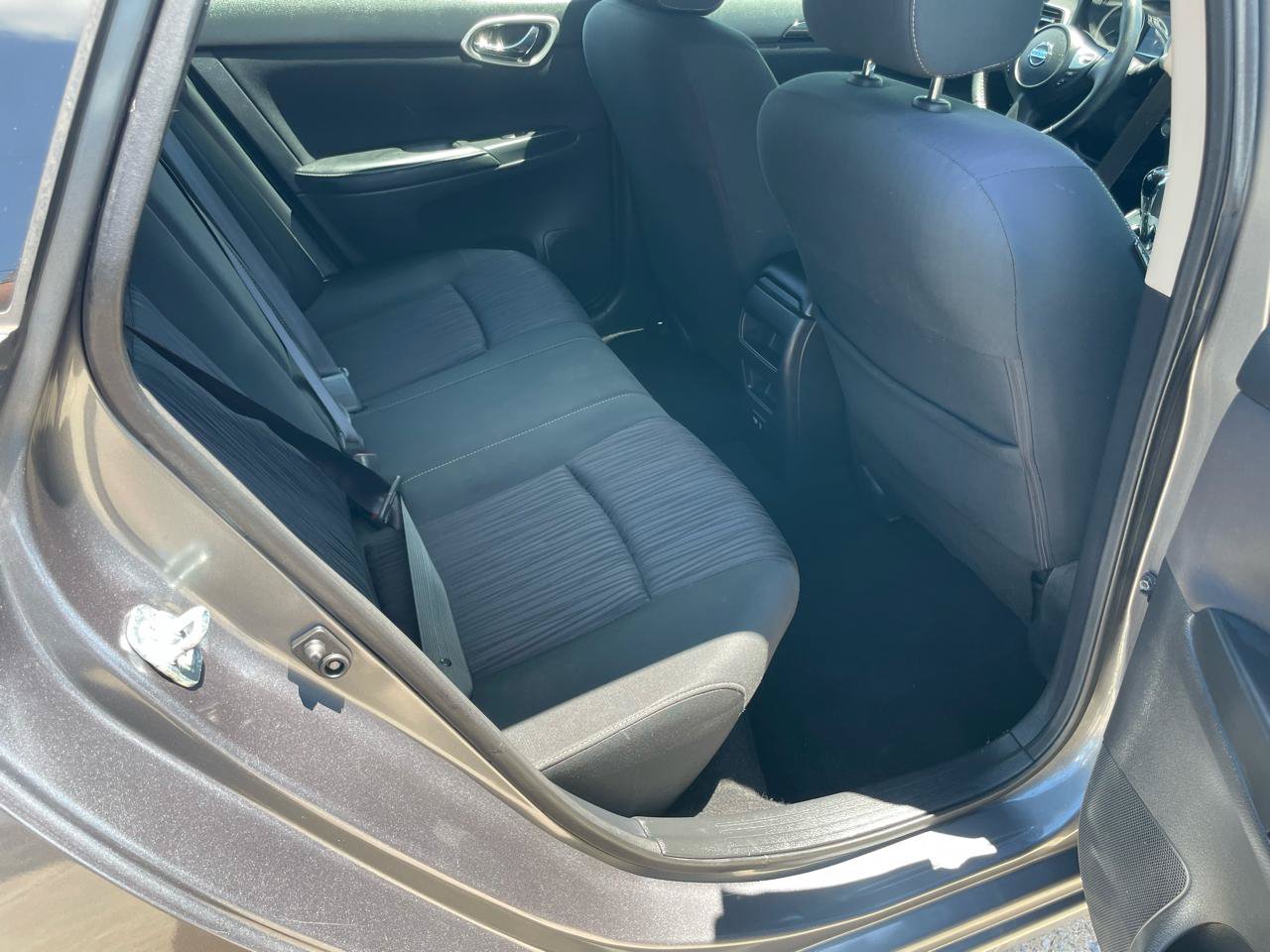 Used 2019 Nissan Sentra SV FWD image 35